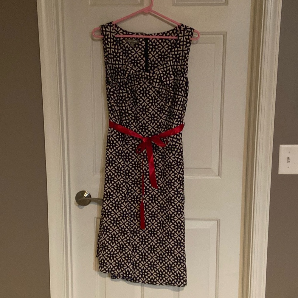 Sleeveless dress